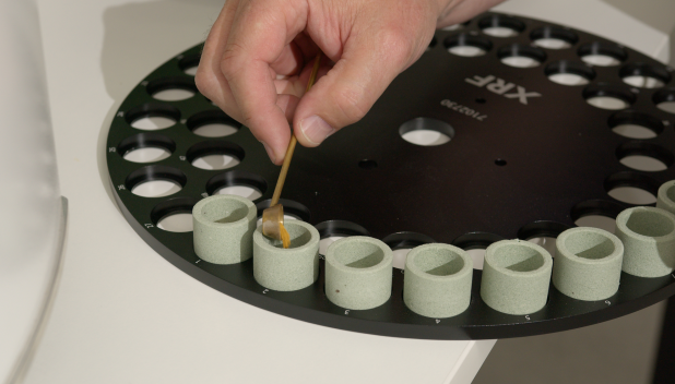 CS-1232 Analizador de carbono y azufre